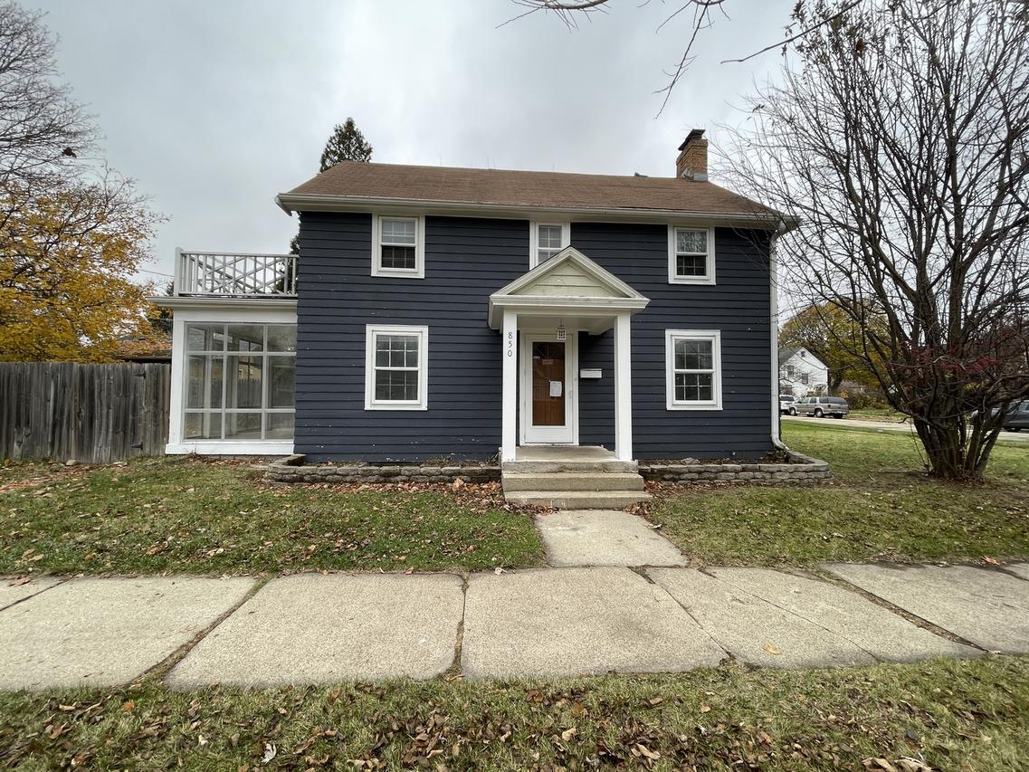 [Address Hidden by Seller], Waukegan, IL 60085