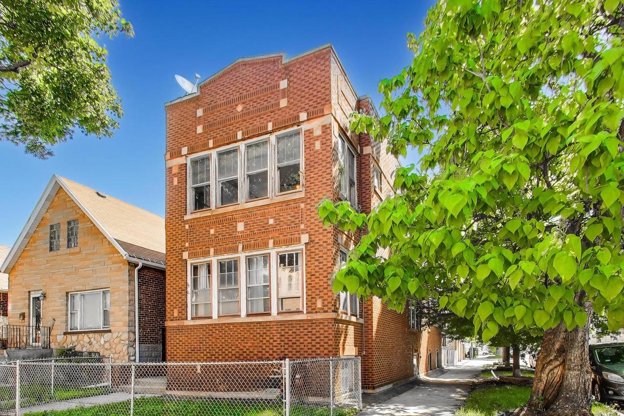 3559 S Seeley Ave., Chicago, IL 60609