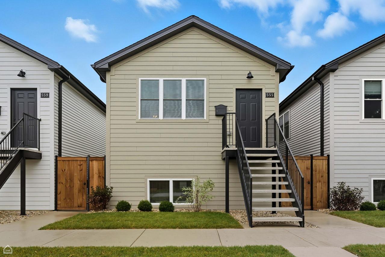 547 N Springfield Ave., Chicago, IL 60624