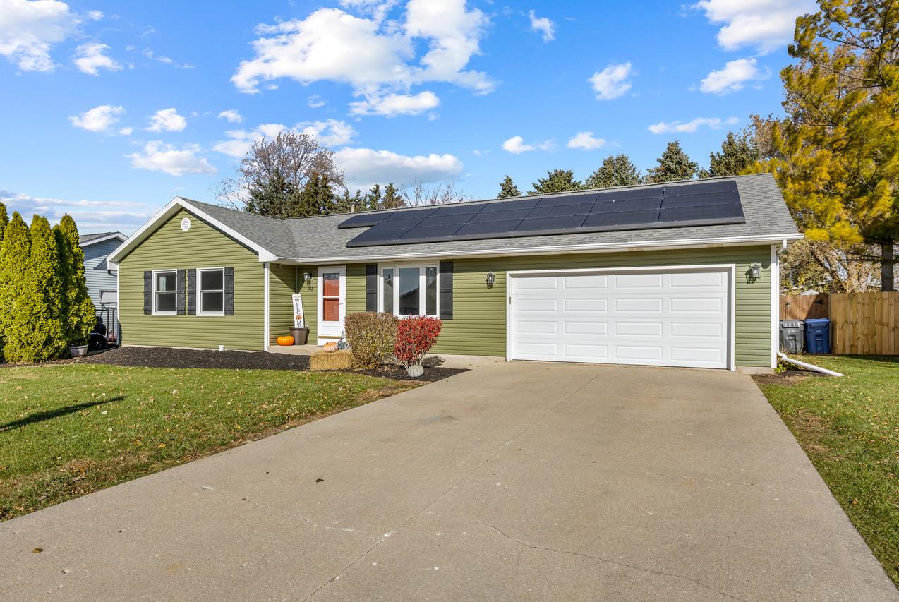 93 W Benson Ave., Cortland, IL 60112