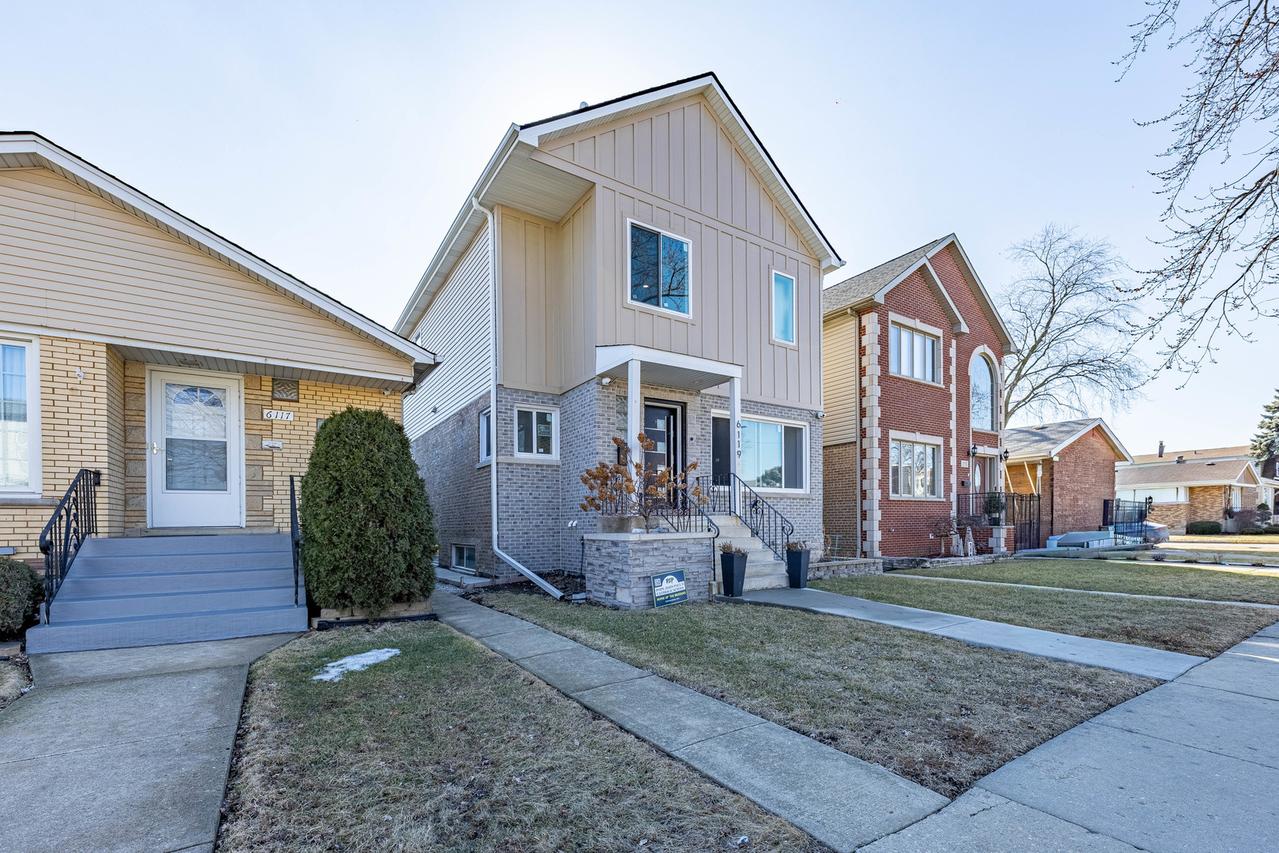 6119 W 55th St., Chicago, IL 60638