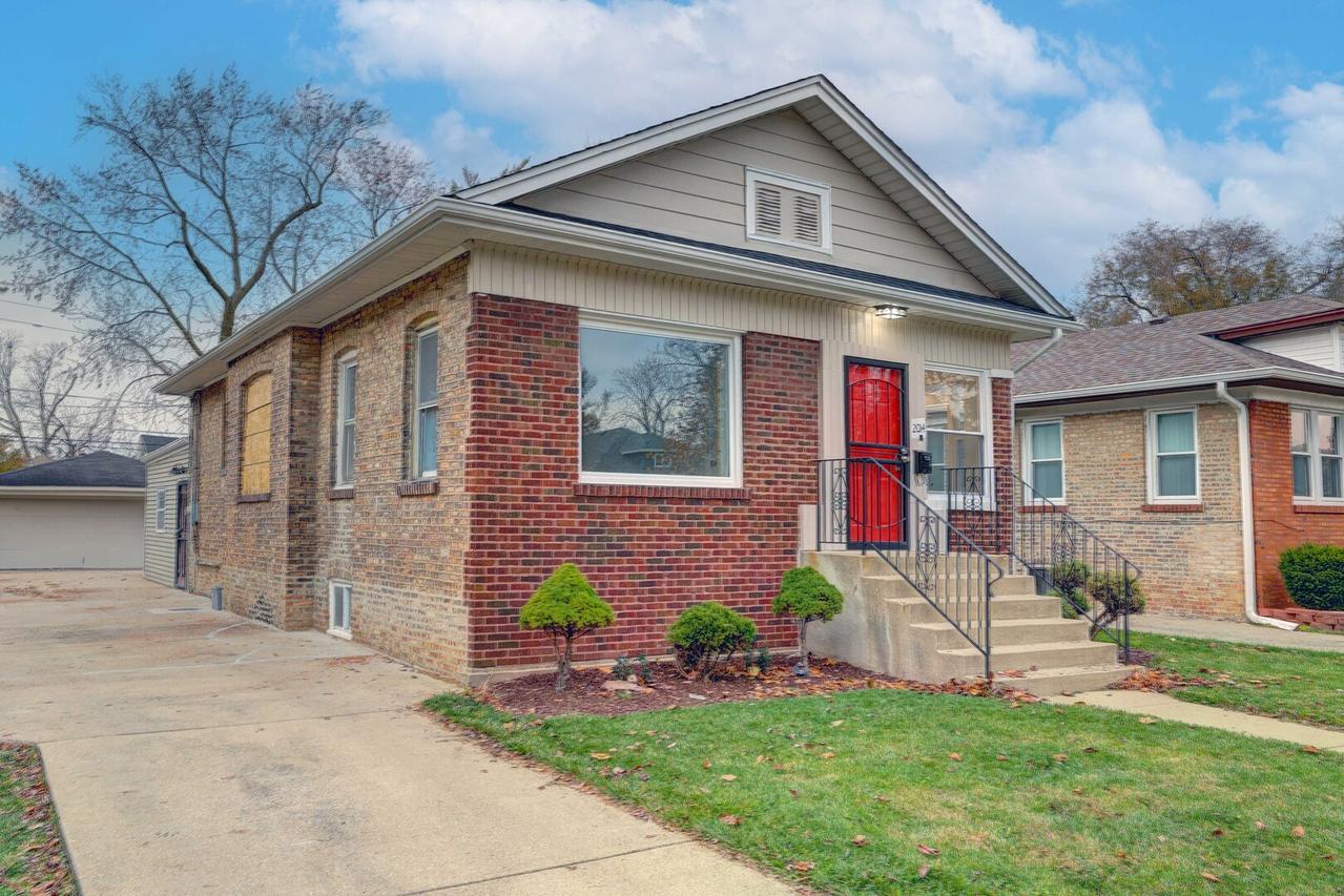 2014 S 7th Ave., Maywood, IL 60153