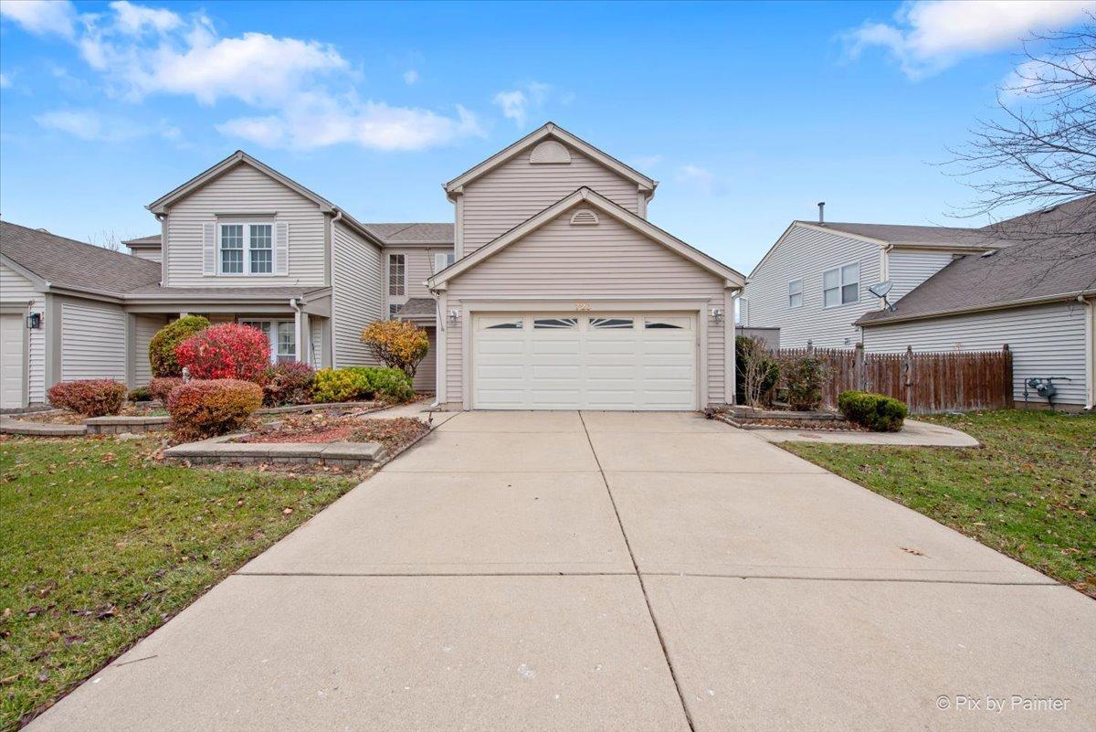 720 Legends Dr., Carol Stream, IL 60188