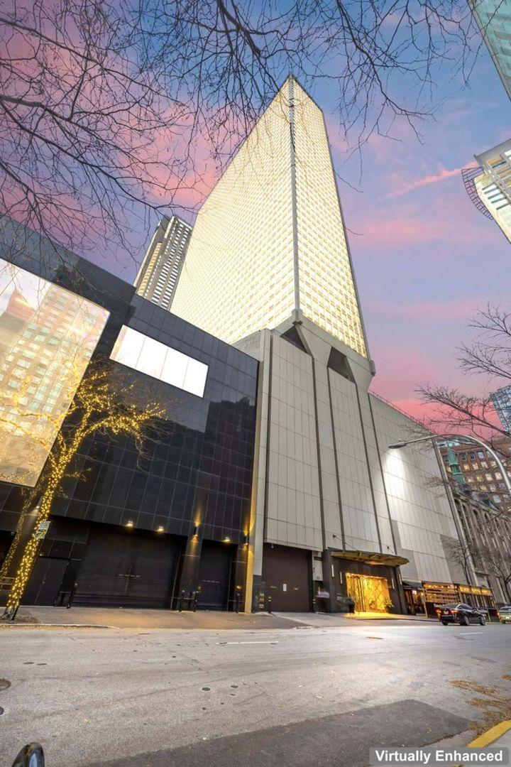 111 E Chestnut St. #28J, Chicago, IL 60611