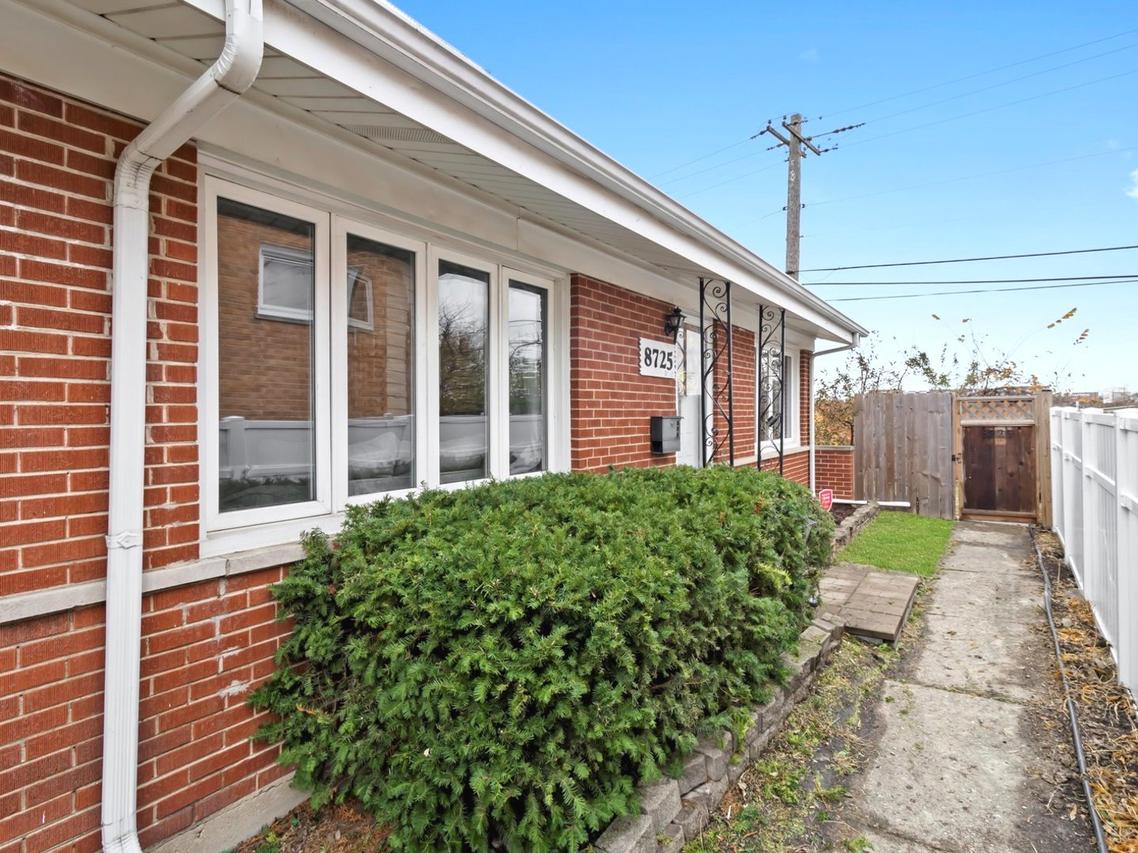 [Address Hidden by Seller], Niles, IL 60714