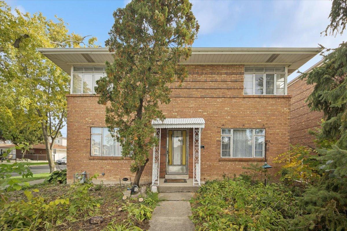3047 N 79th Ave., Elmwood Park, IL 60707