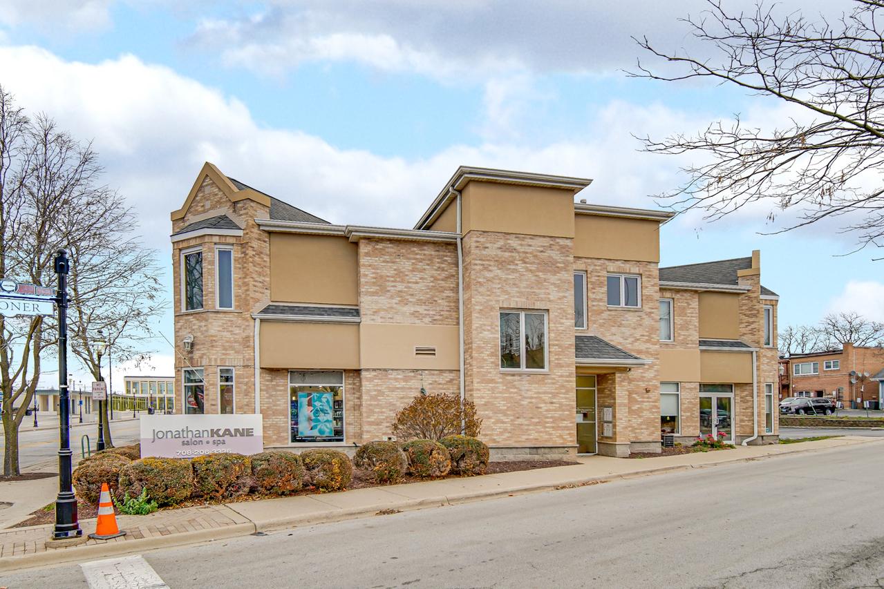 18065 Harwood Ave. #A, Homewood, IL 60430