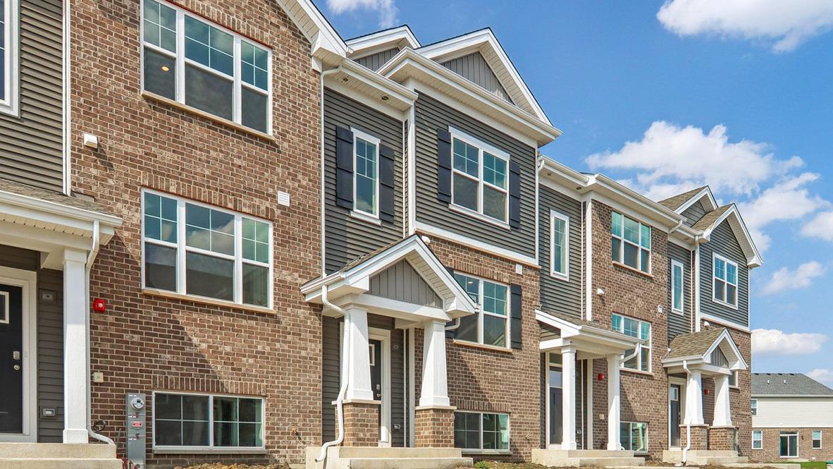 17315 Ulster Dr., Tinley Park, IL 60477