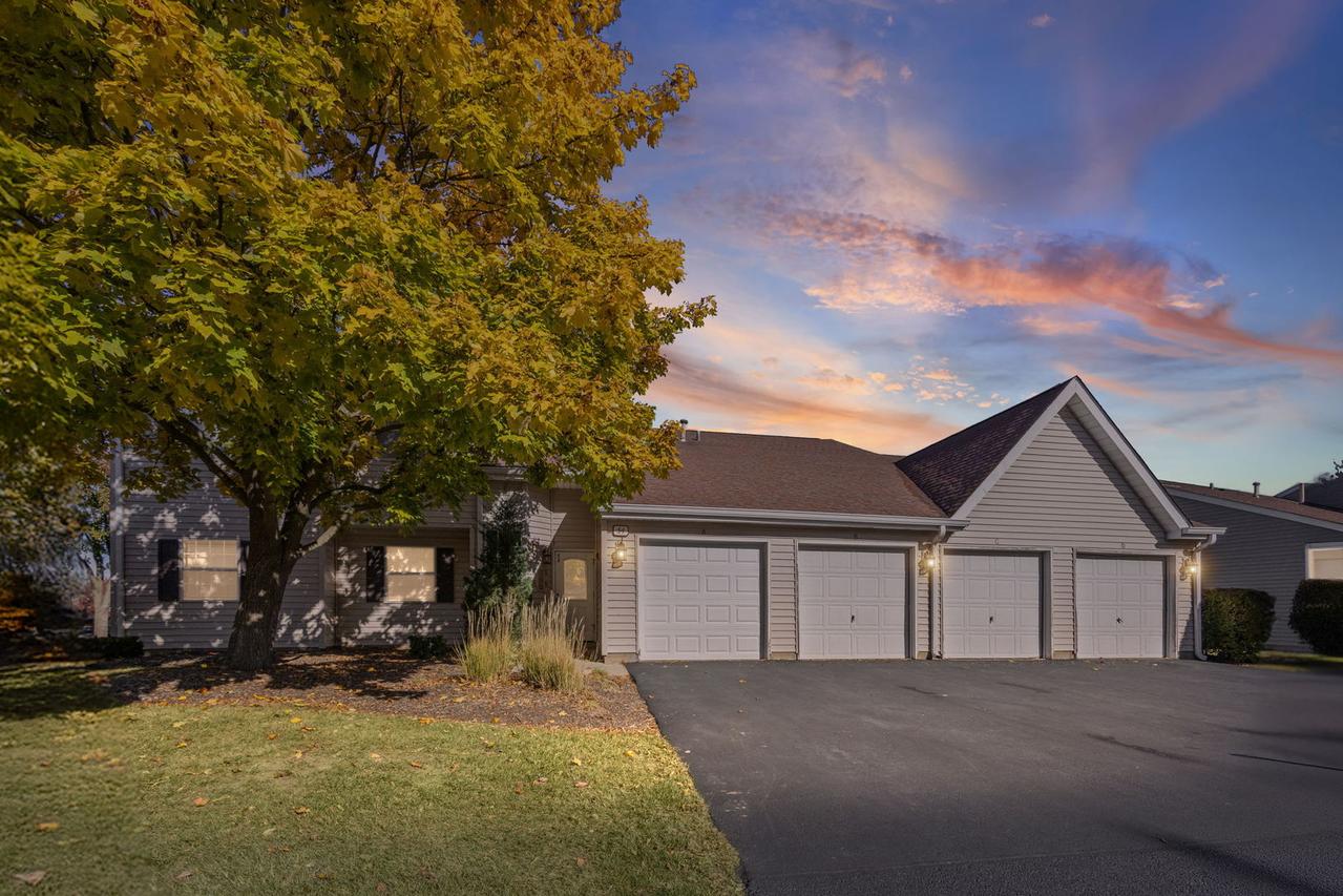 [Address Hidden by Seller], Streamwood, IL 60107