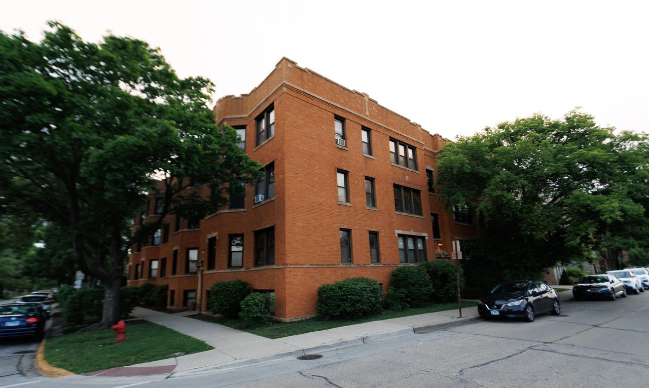 644 Harrison St. #1, Oak Park, IL 60304