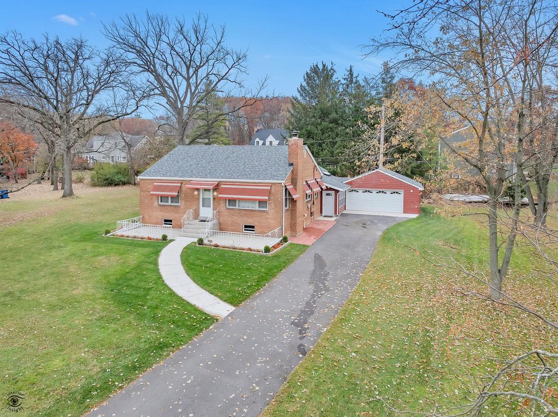 550 Belfast Ter., Crete, IL 60417