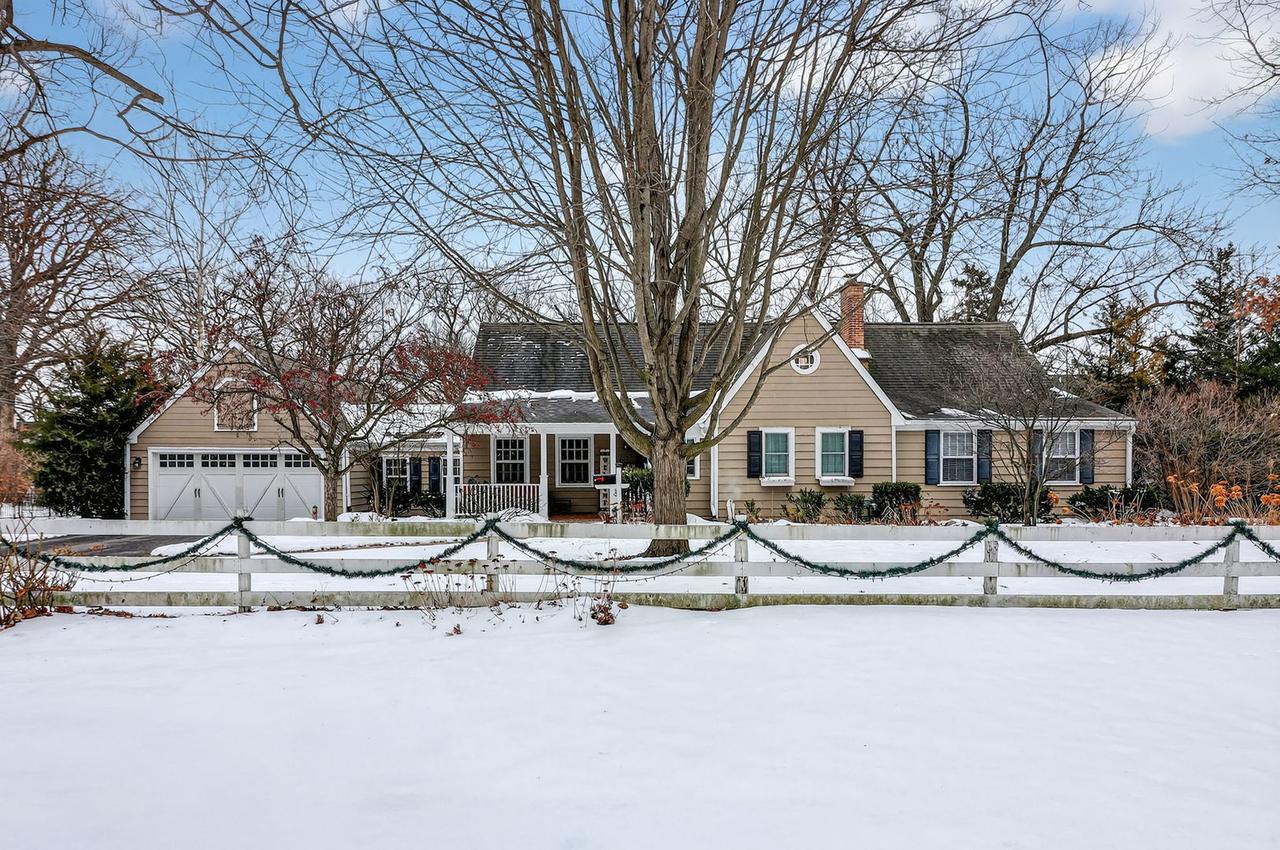 1533 Grant St., Downers Grove, IL 60515