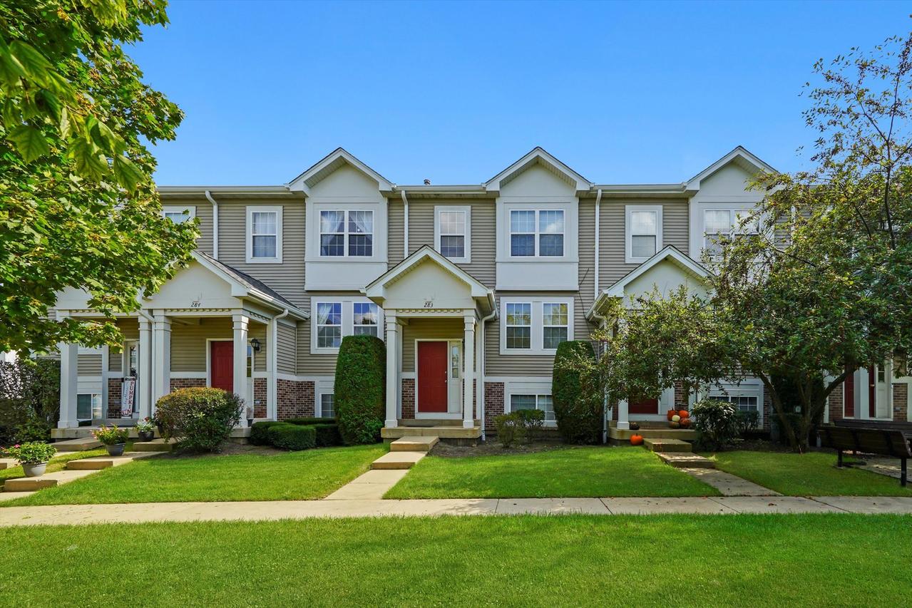 284 Holiday Ln., Hainesville, IL 60073