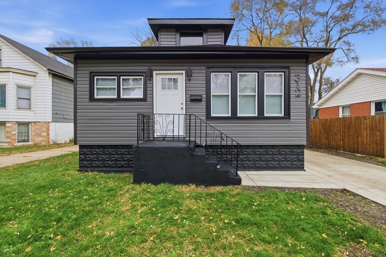 312 E 136th St., Chicago, IL 60827