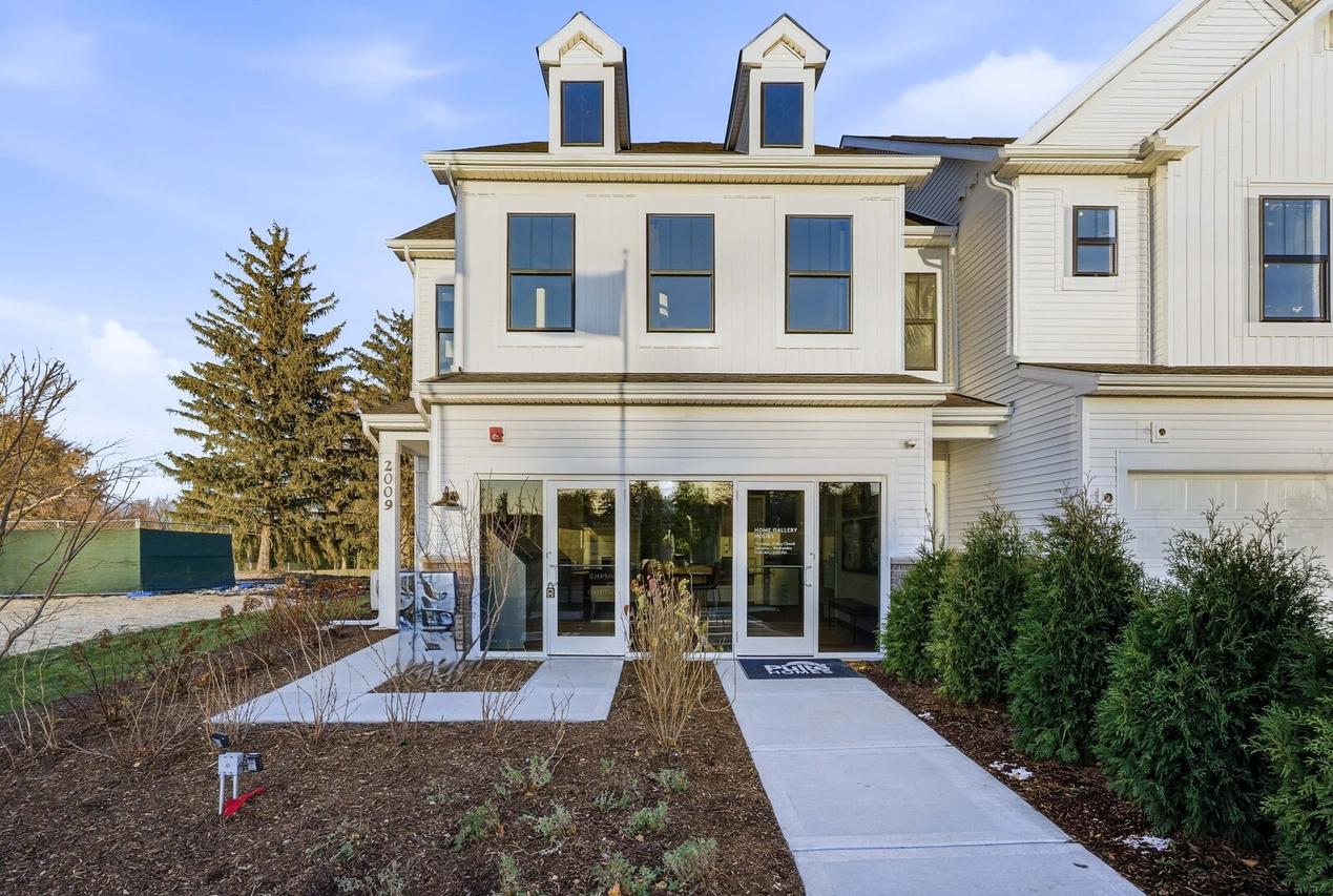 1977 Leiter Way #12003, Hoffman Estates, IL 60169