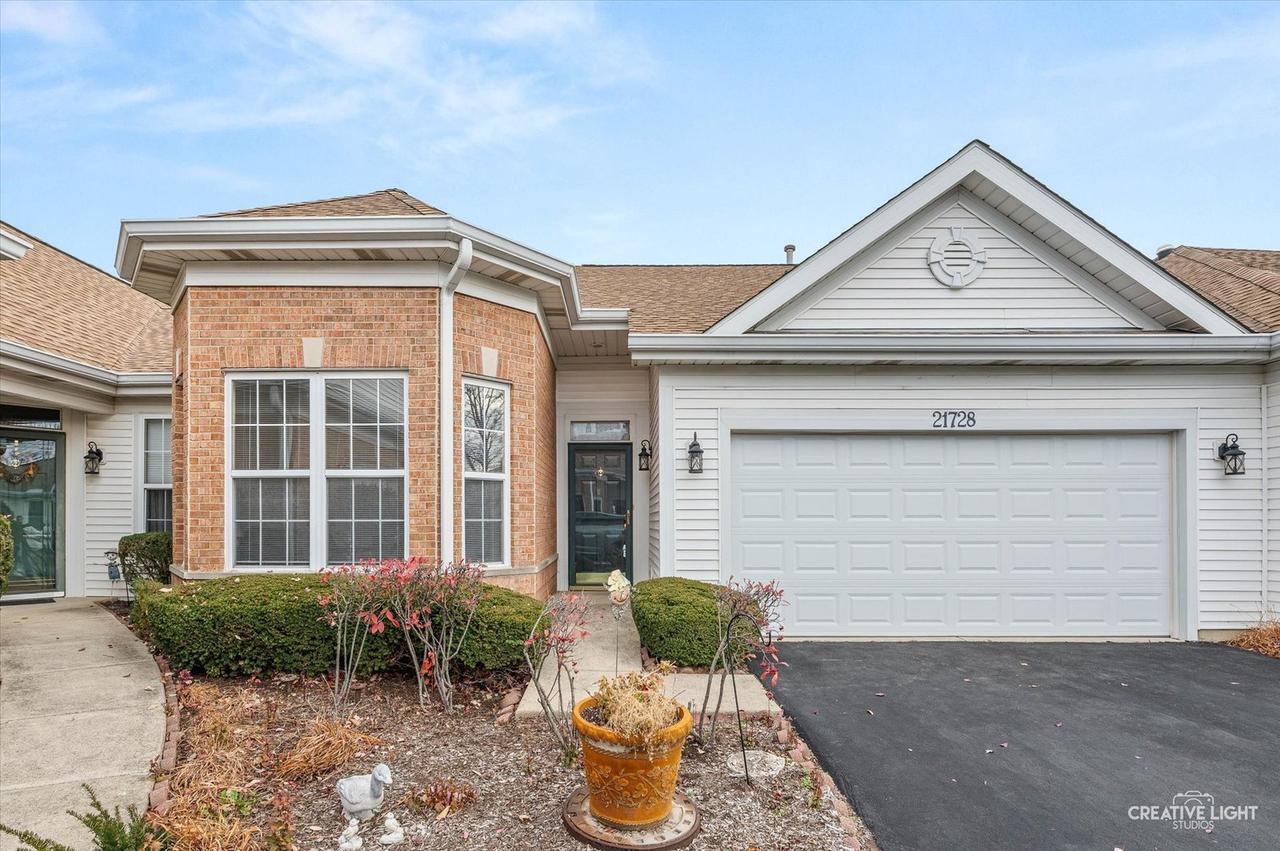 21728 W Empress Ln., Plainfield, IL 60544