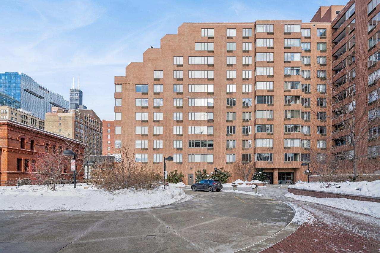 801 S Plymouth Ave. #415, Chicago, IL 60605