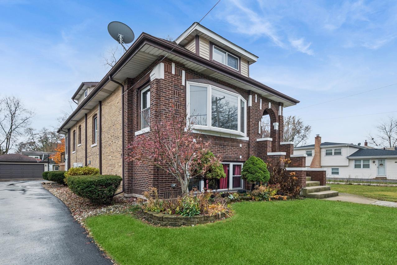 1321 Ridge Rd., Homewood, IL 60430