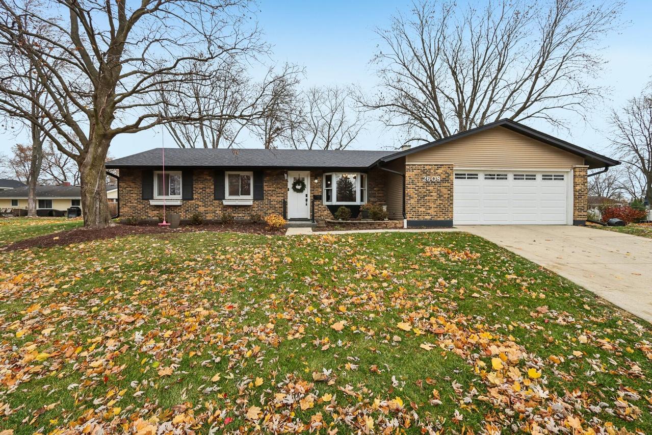2608 York Ct., Woodridge, IL 60517