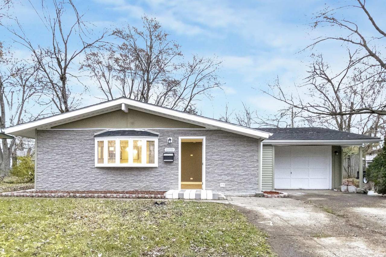 22339 Strassburg Ave., Sauk Village, IL 60411
