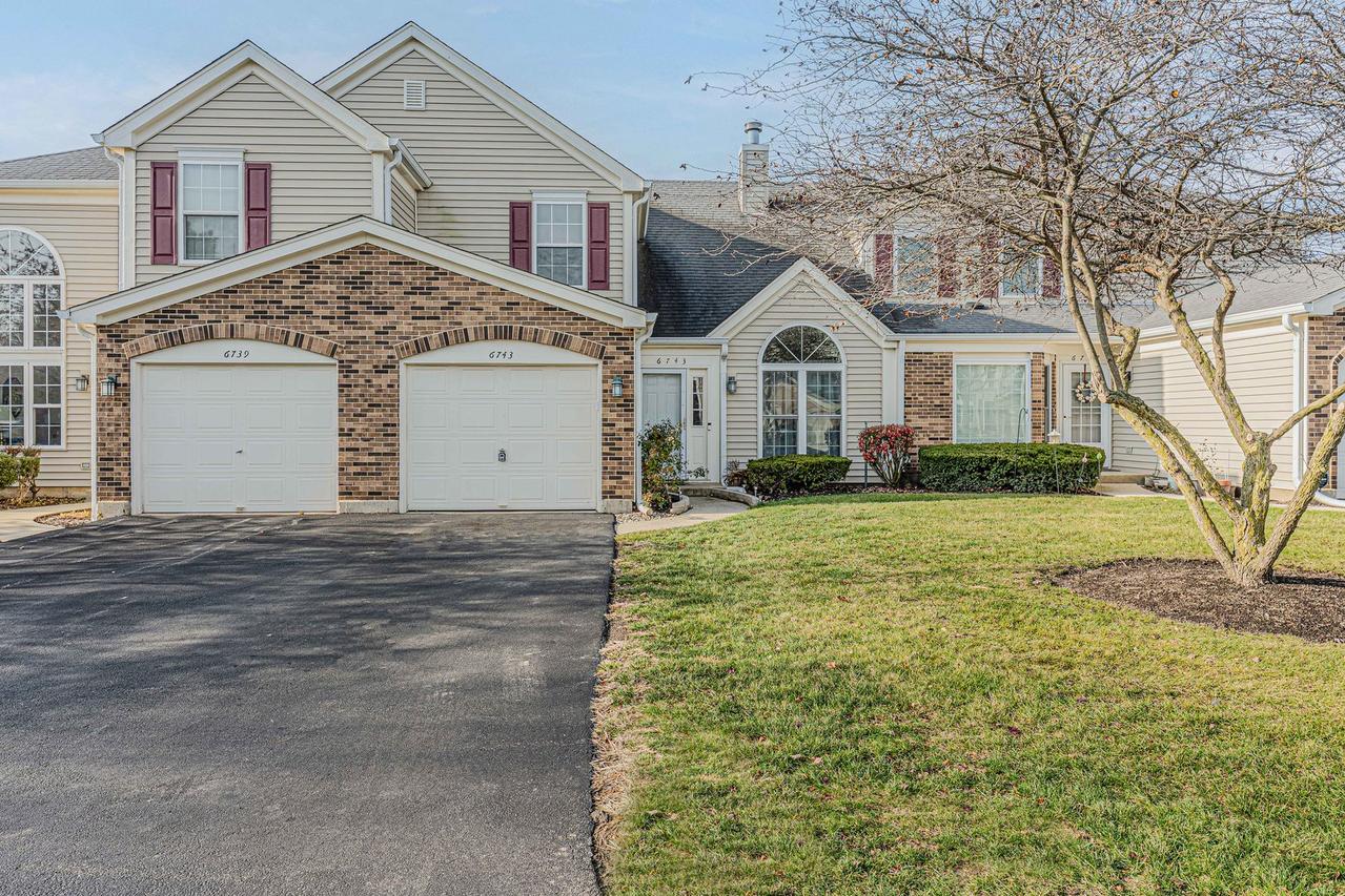 6743 Nantucket Ct., Gurnee, IL 60031