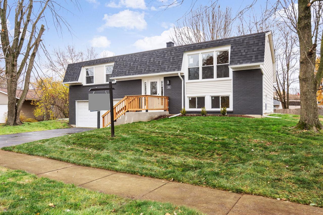 451 Alcester Ct., Bolingbrook, IL 60440