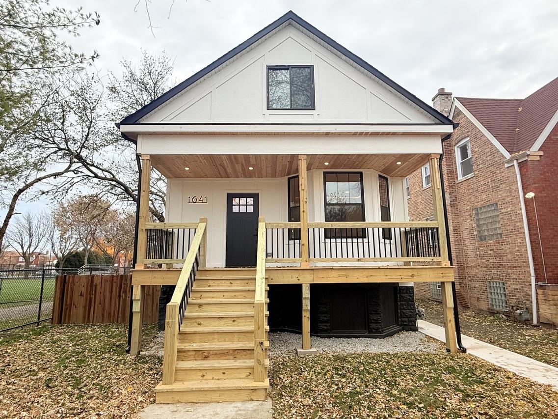 1641 S 57th Ave., Cicero, IL 60804