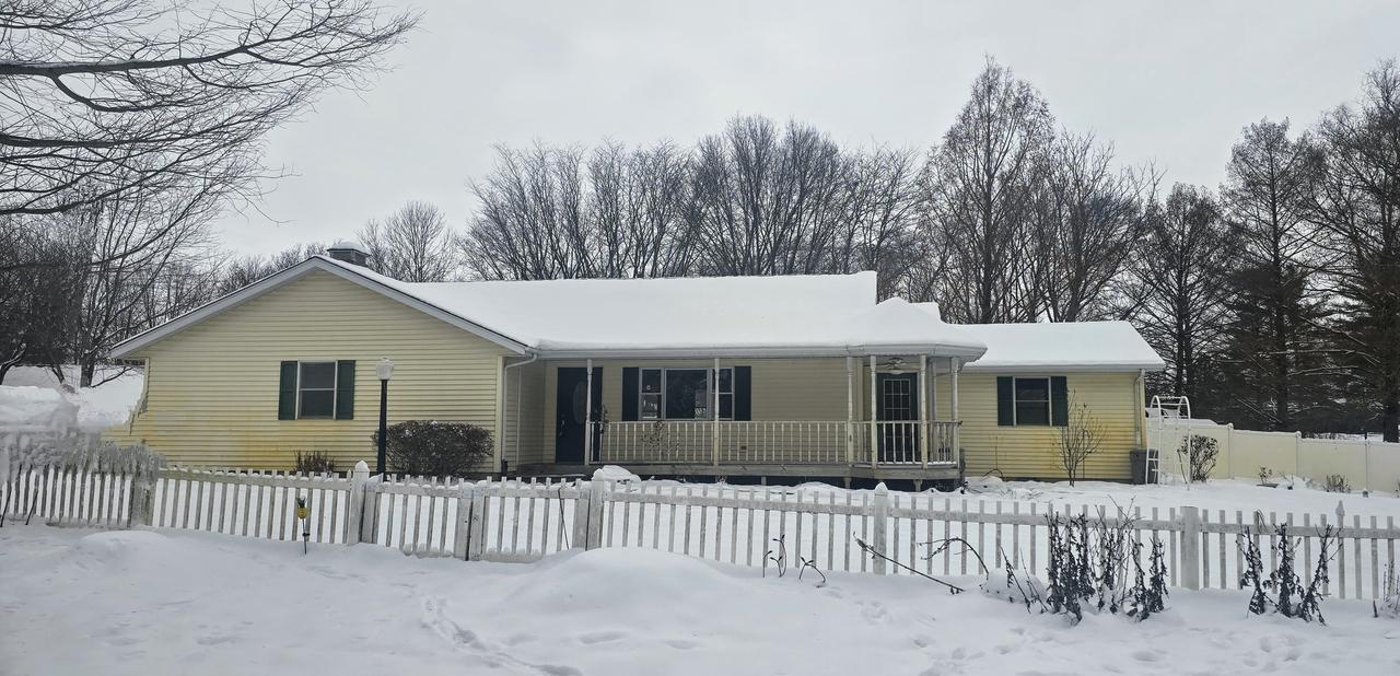 [Address Hidden by Seller], Mahomet, IL 61853
