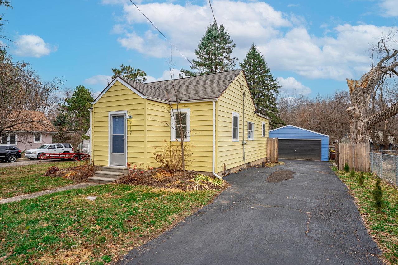 917 Willard Ave., Rockford, IL 61101