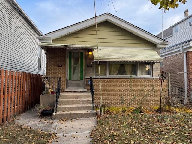 3520 W Lyndale St., Chicago, IL 60647