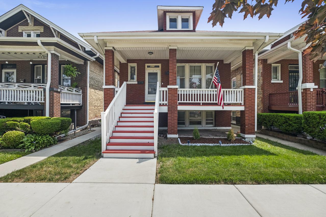 2219 S 60th Ct., Cicero, IL 60804