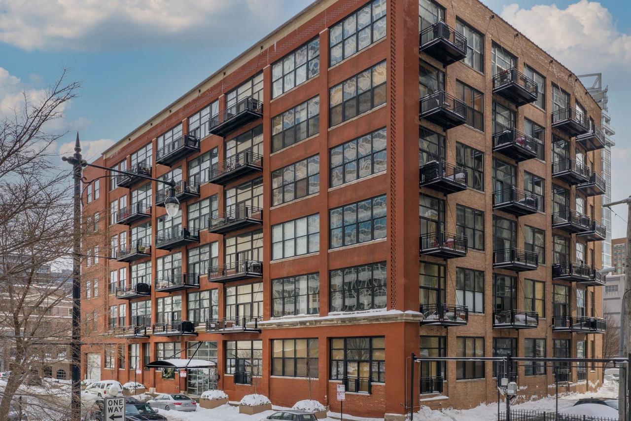 [Address Hidden by Seller], Chicago, IL 60610