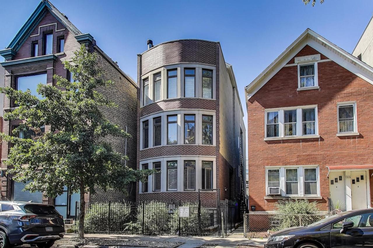 1012 N Wood St. #2, Chicago, IL 60622