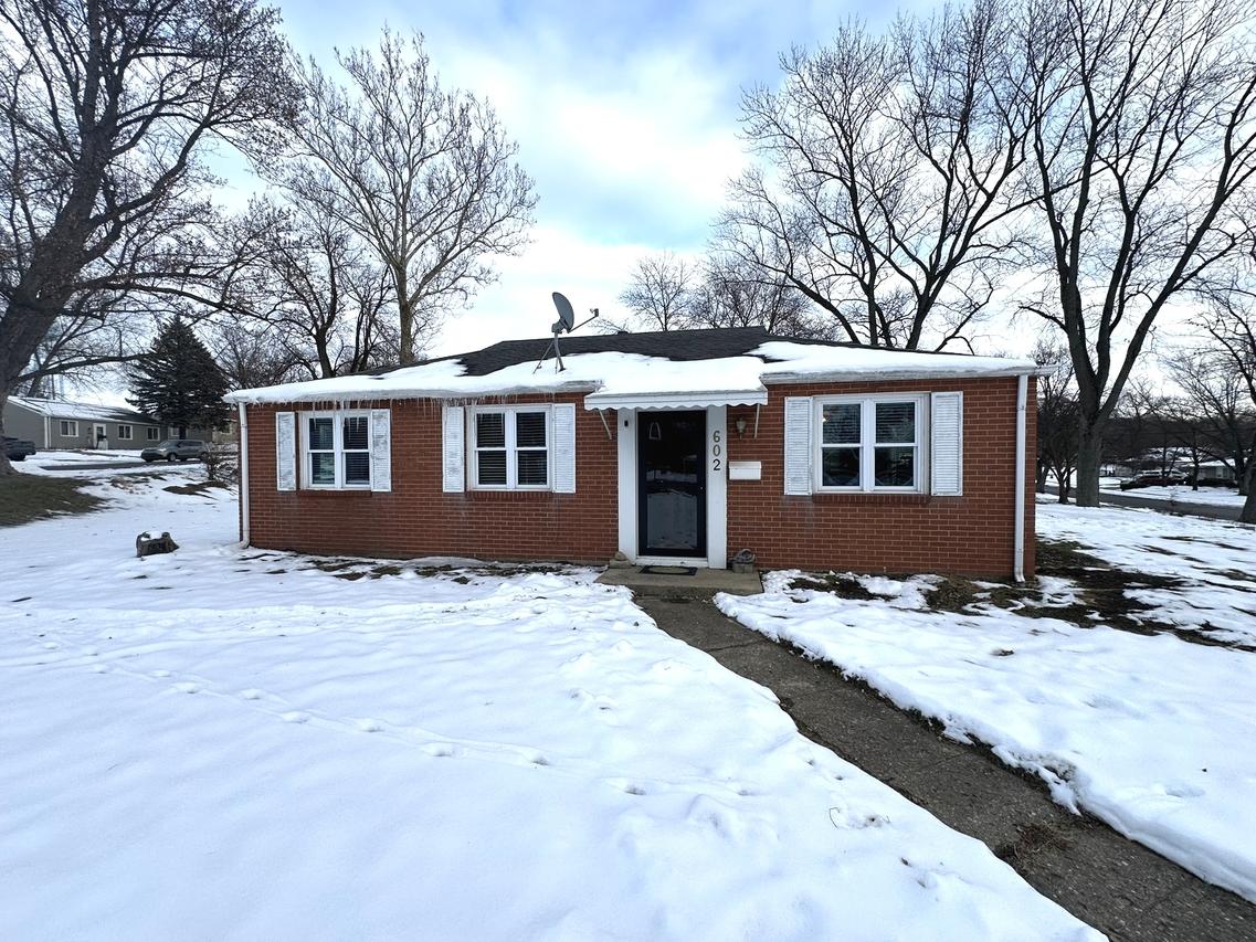 602 Sangamon Rd., Marquette Heights, IL 61554