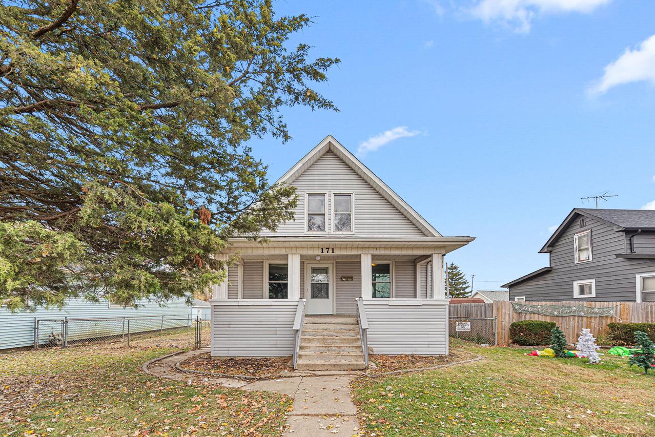 171 S Blaine Ave., Bradley, IL 60915