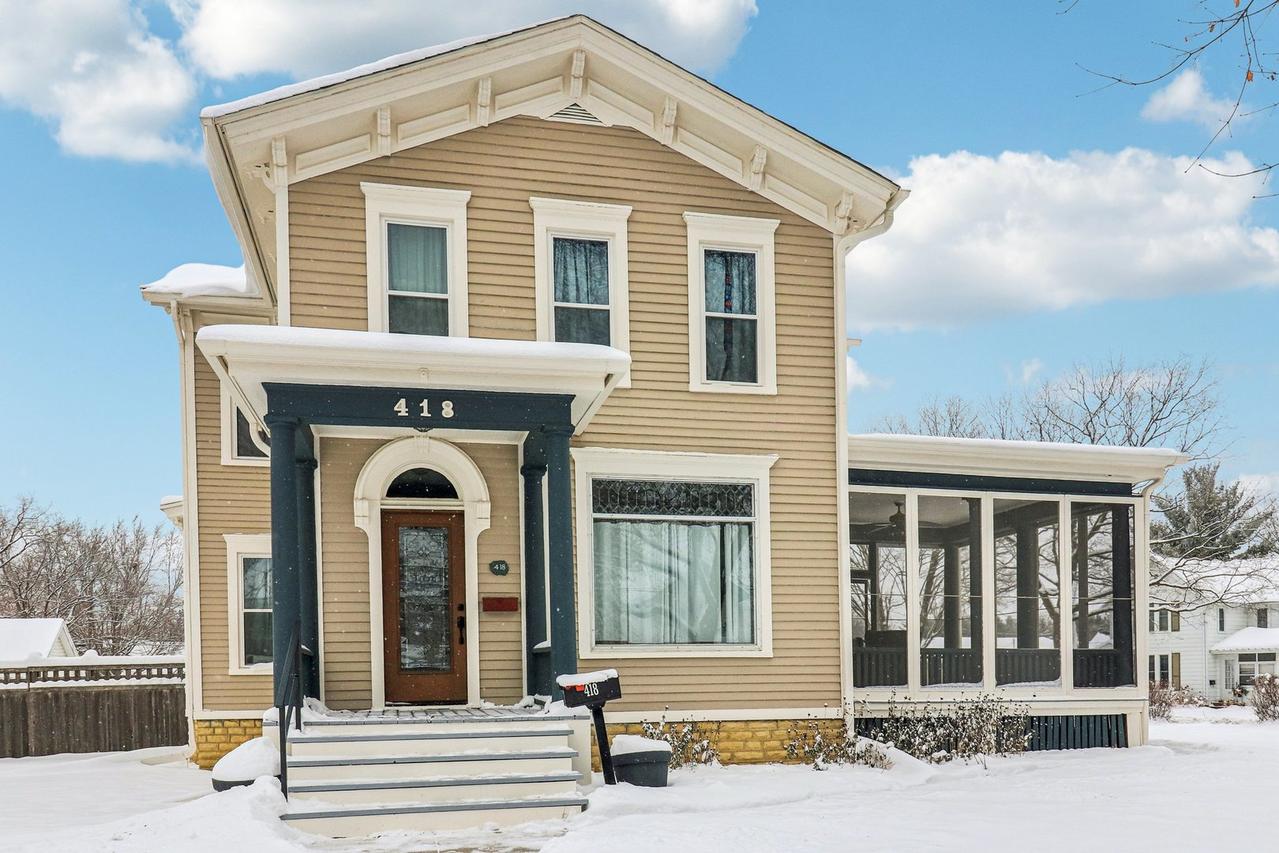 418 E Washington St., Marengo, IL 60152