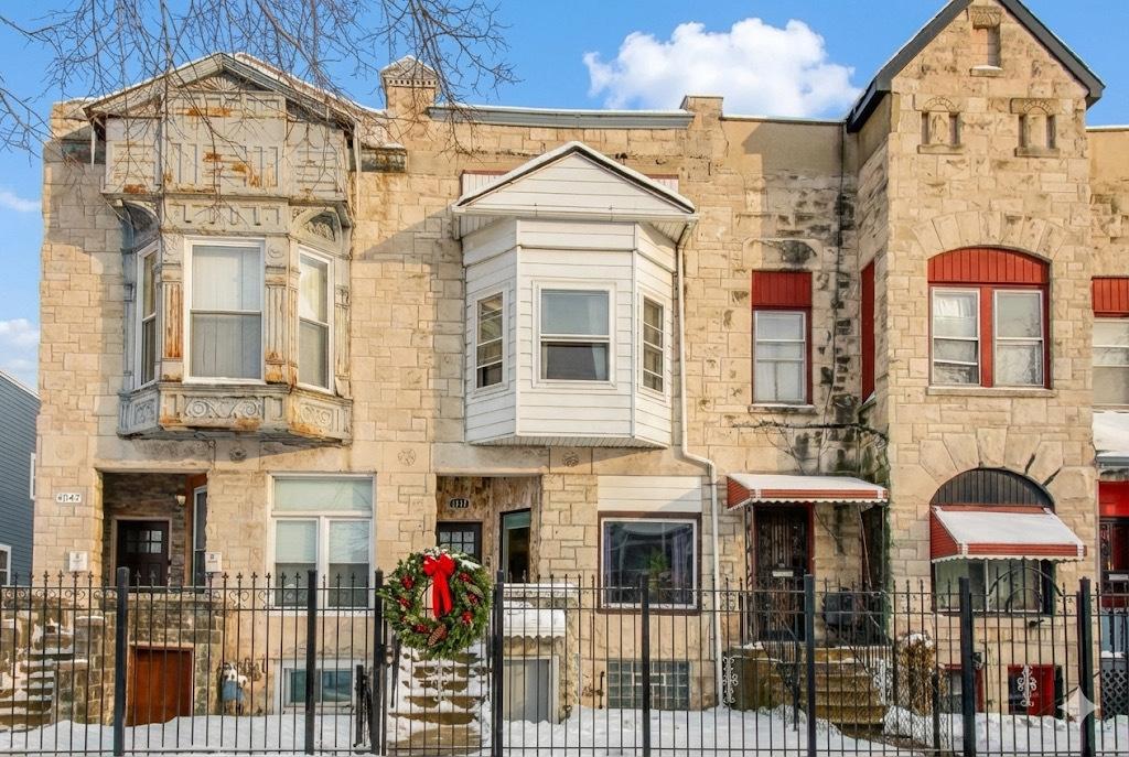 4049 S Indiana Ave., Chicago, IL 60653