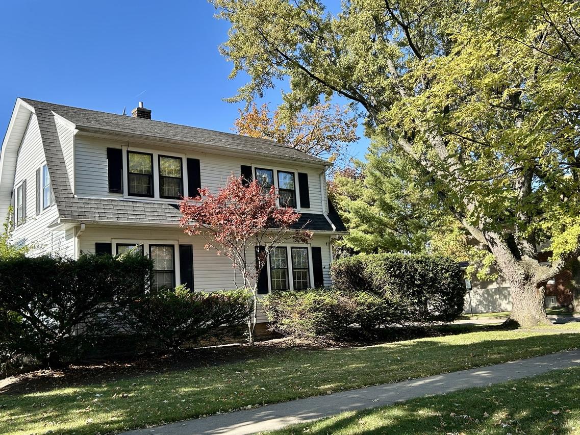 8542 School St., Morton Grove, IL 60053