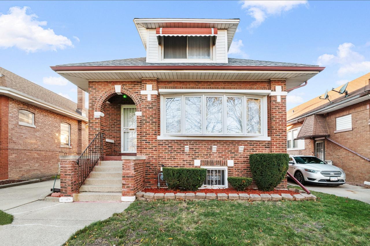 1244 S 14th Ave., Maywood, IL 60153