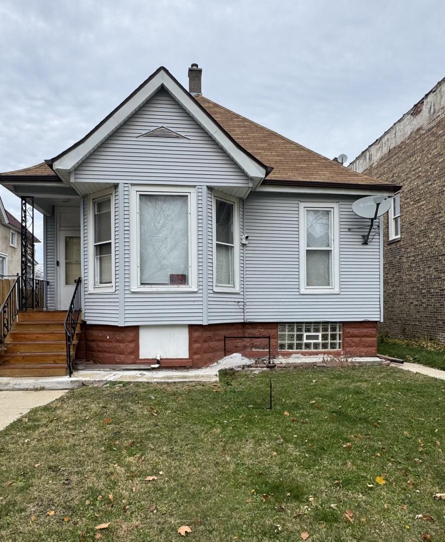 5448 W Iowa St., Chicago, IL 60651