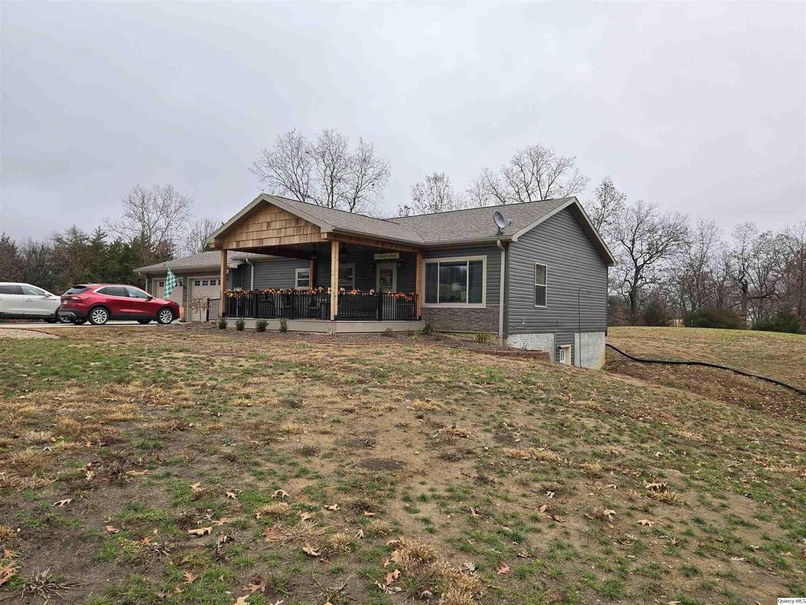 1436 1100 E. St., Mt. Sterling, IL 62353