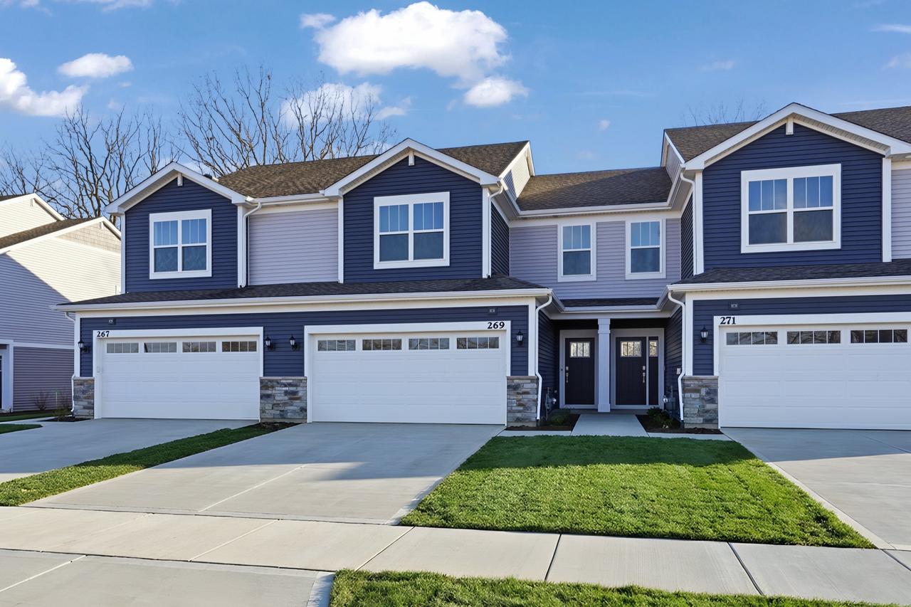 269 Red Oak Cir., Volo, IL 60020