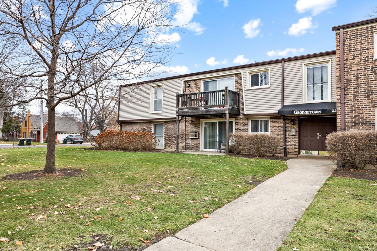 345 N Carter St. #103, Palatine, IL 60097