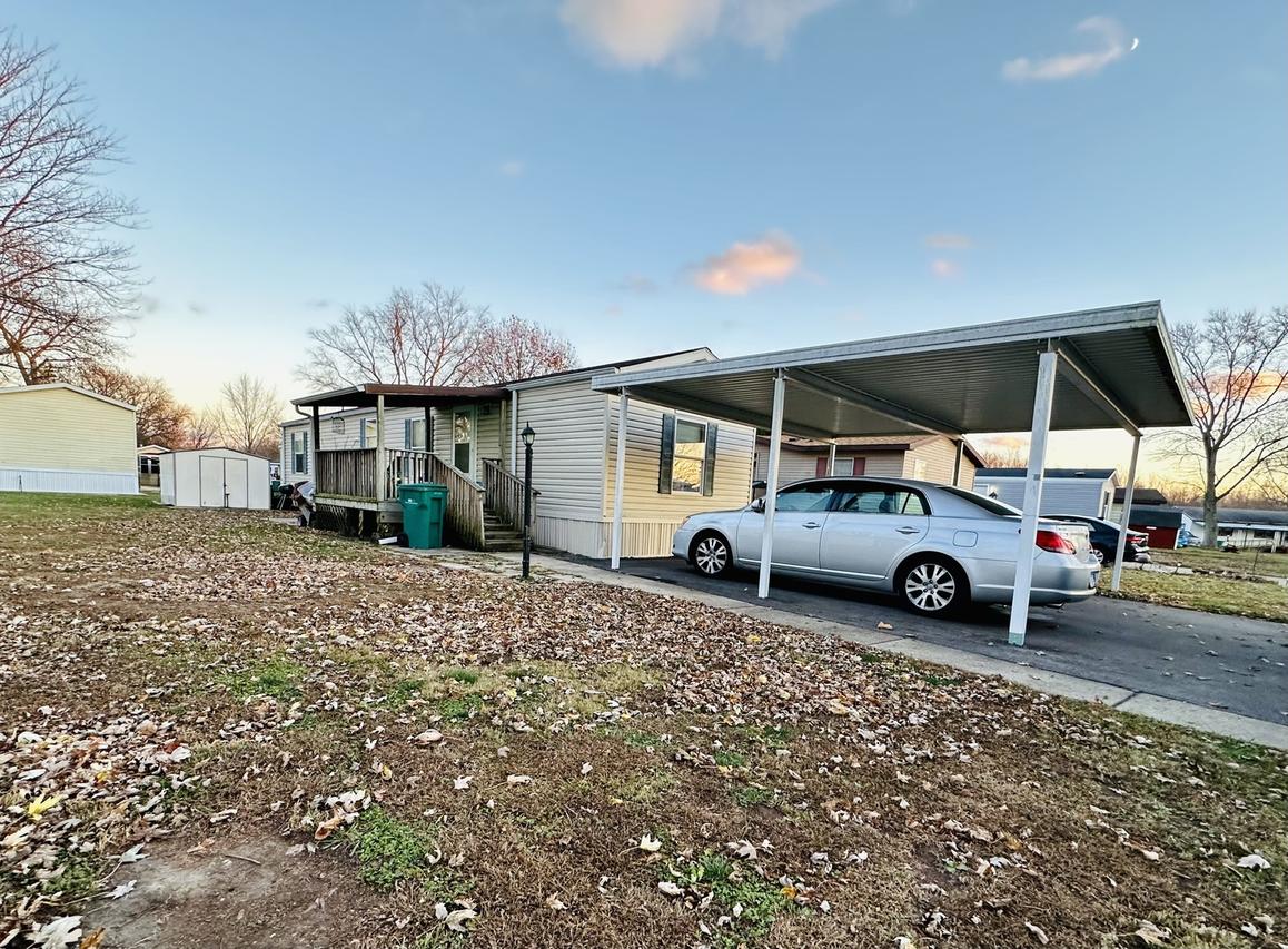 418 Carriage Lane Estates, Streator, IL 61364