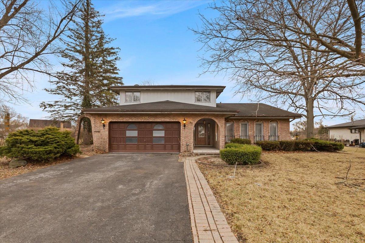 2939 E Hickory Ln., Crete, IL 60417