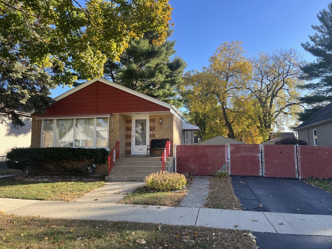 4337 Home Ave., Stickney, IL 60402