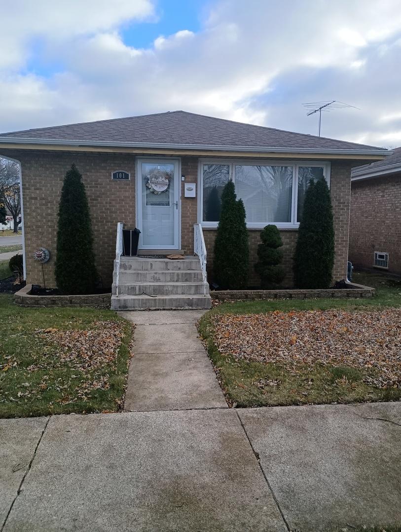 101 Granville Ave., Bellwood, IL 60104