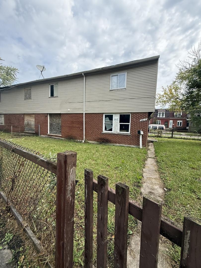 10611 S Cottage Grove Ave., Chicago, IL 60628