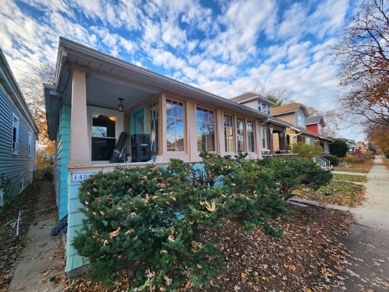 1432 Home Ave., Berwyn, IL 60402