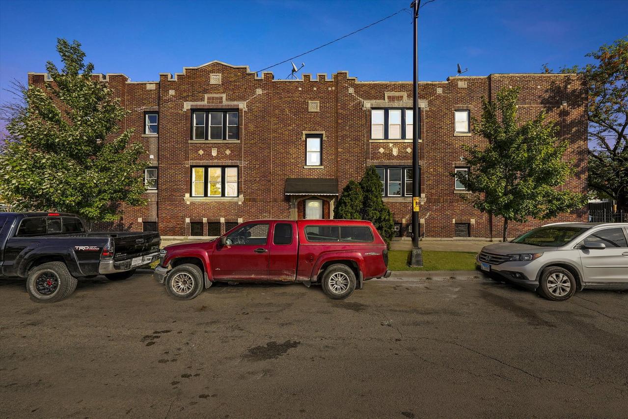 733-35 S Lavergne Ave., Chicago, IL 60644